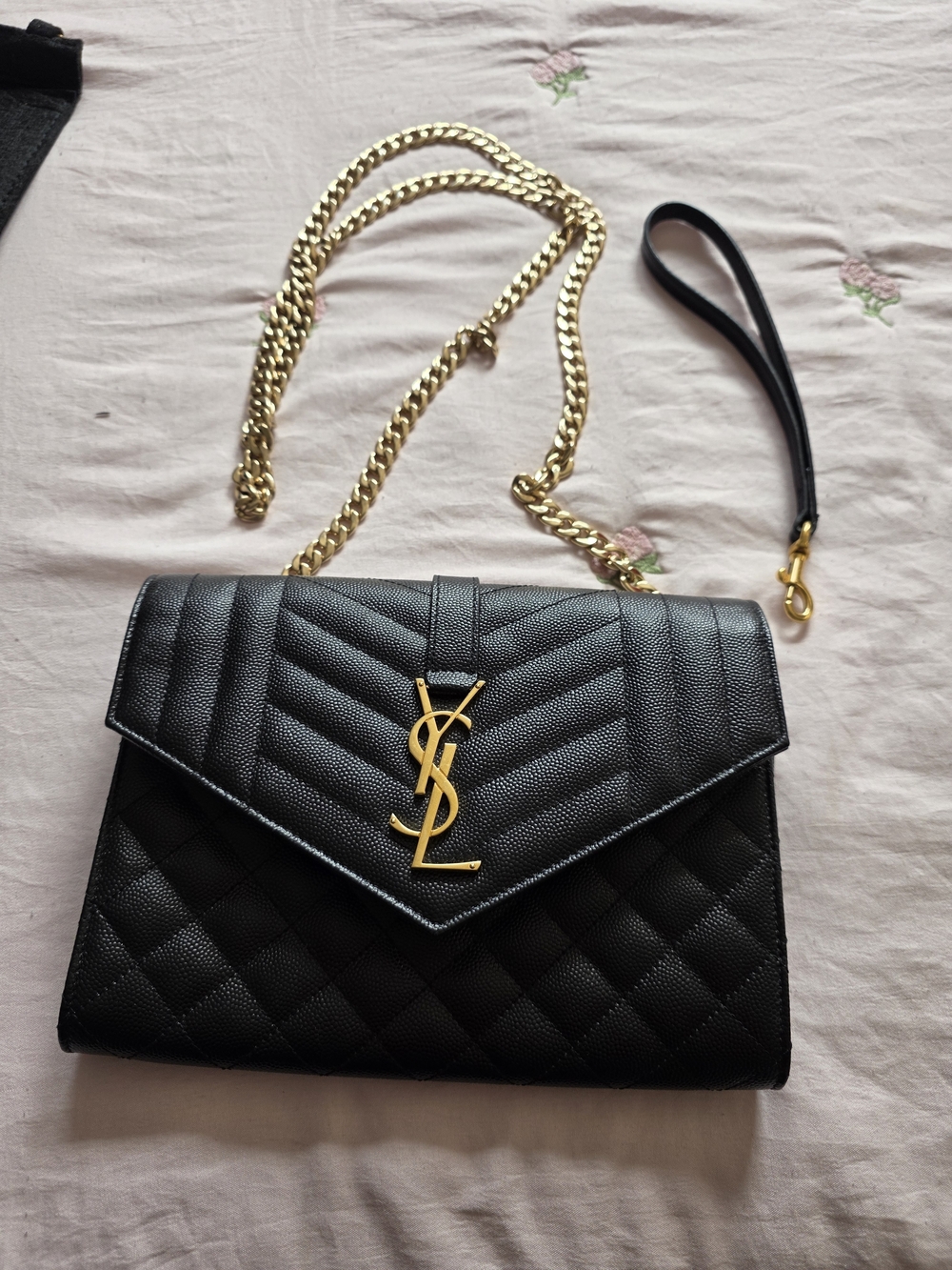 Saint Laurent Black Quilted Envelope Chain Wallet - Picture 10 of 15